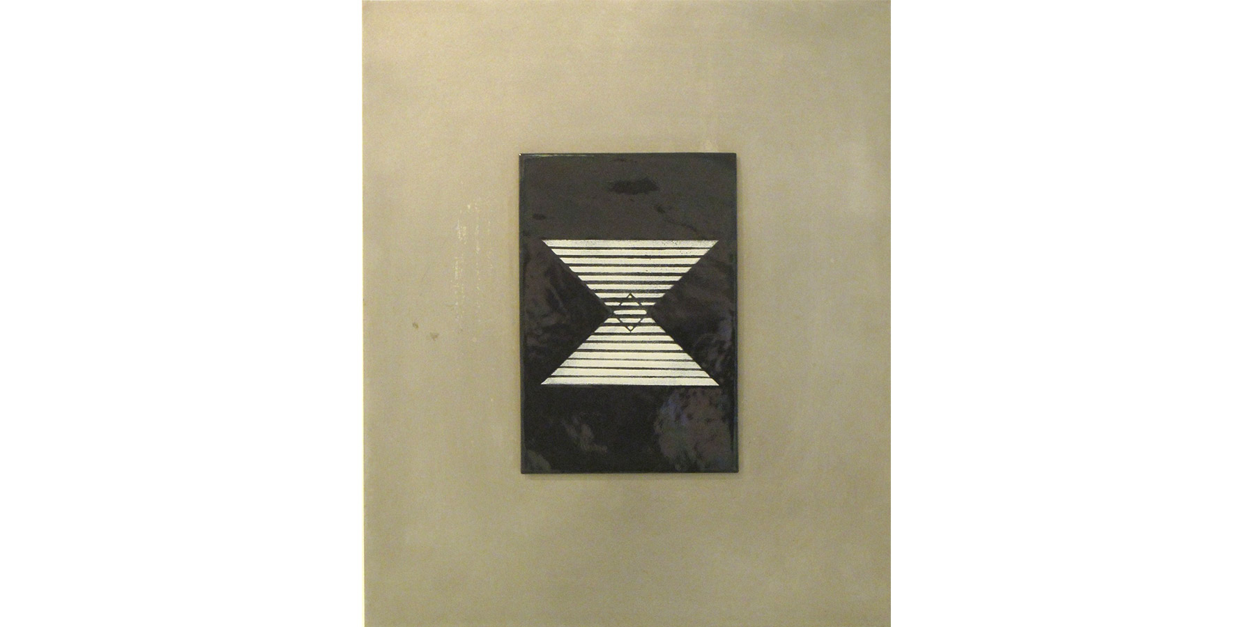 Lothar Charoux Dois Triângulos Metal e Azulejo Dec 50 17x25cm - 50x42cm com moldura